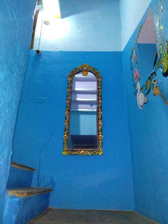 Yogi Lodge Varanasi Exterior foto